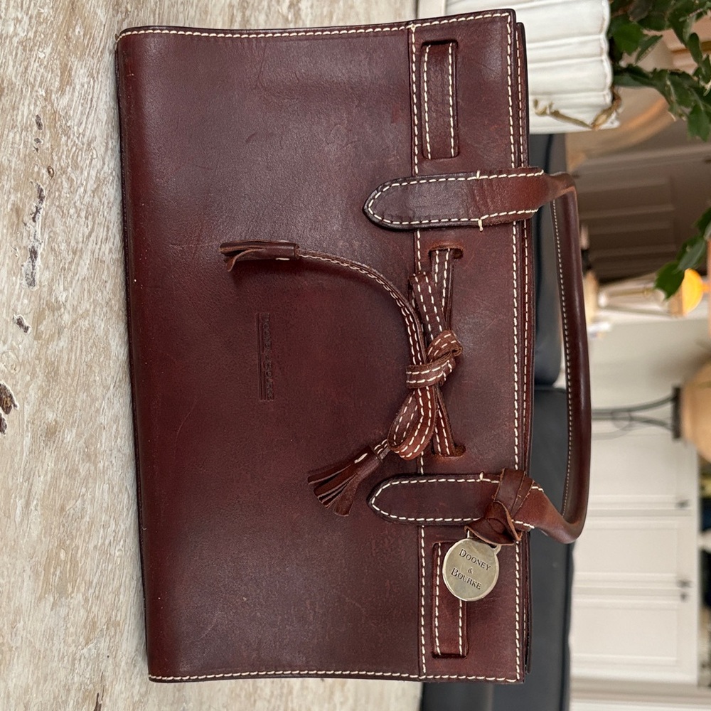 Rare Find - vintage Dooney&Bourke - Picture 10 of 13